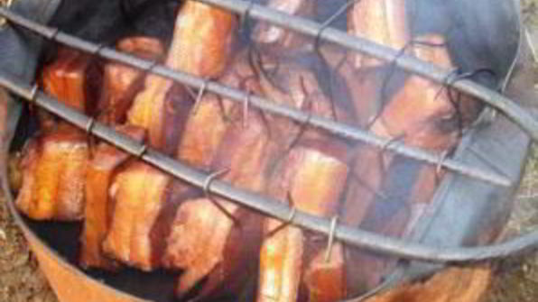 сало в коптильне