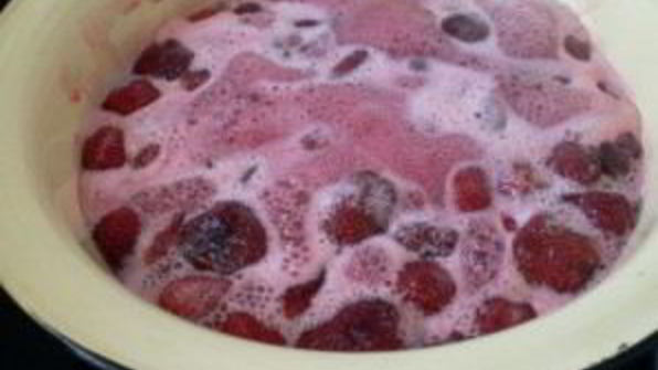 клубничное варенье янтарное