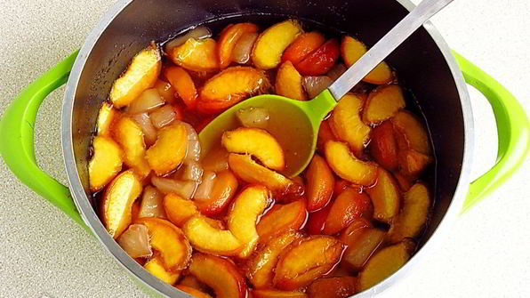 варенье из персиков и консервированных ананасов