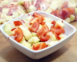 Заморозка кабачков с овощами на зиму