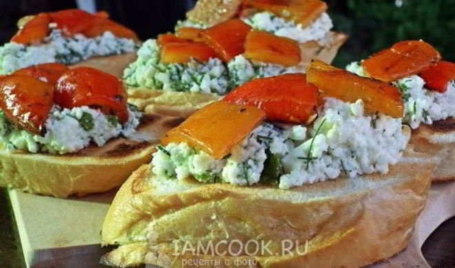 Брускетта-гриль с запеченным перцем