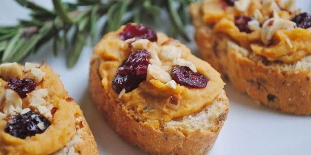 Рецепт брускетты с орешками