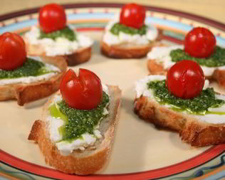 Брускетта с песто