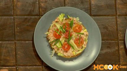 Брускетта с семгой