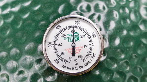 бургер-гриль с сочным баклажаном