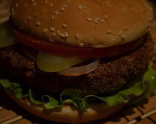 Бургер с гречневой котлетой