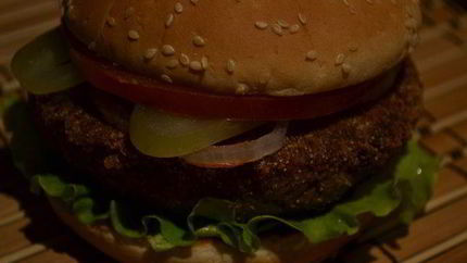 Бургер с гречневой котлетой