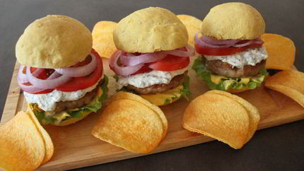 Бургер со свиным бифштексом