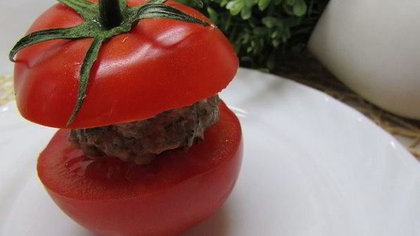 гамбургер в помидорке