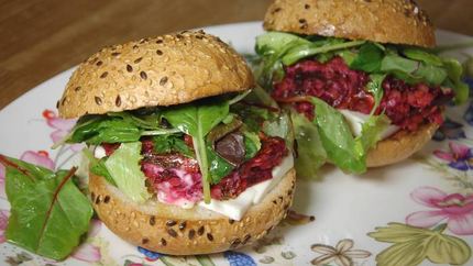 Свекольно-чечевичные бургеры