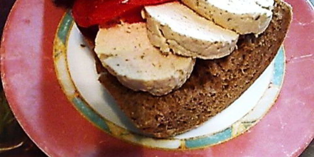 Рецепт бутерброда с индюшиной колбасой