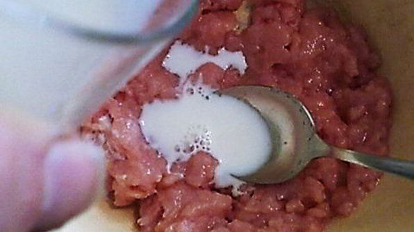 бутерброд с индюшиной колбасой