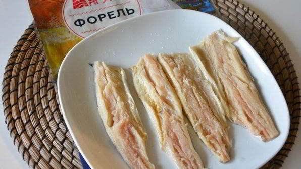 бутерброд с рыбой