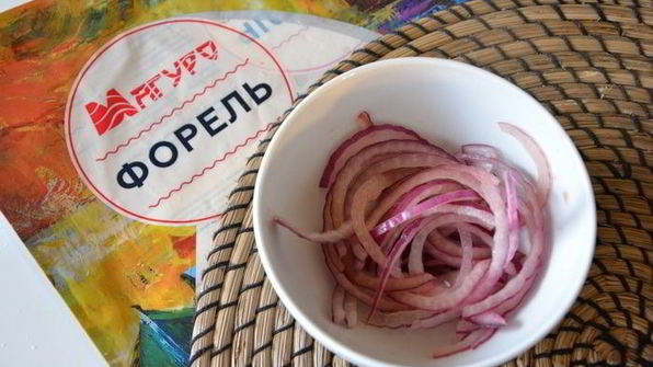 бутерброд с рыбой