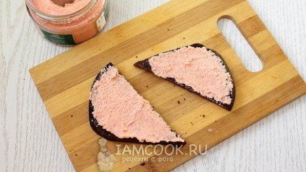 бутерброды с красной рыбой