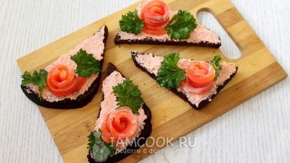 бутерброды с красной рыбой