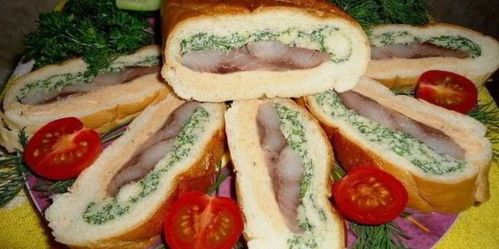 Рецепт бутербродов с сельдью и кетчупом