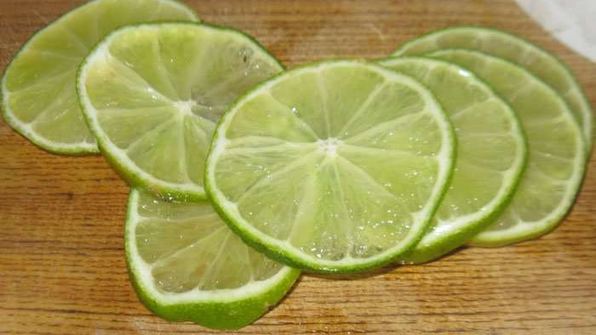 бутерброды со скумбрией лодочки