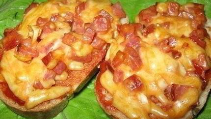 Быстрые горячие бутерброды с сосисками