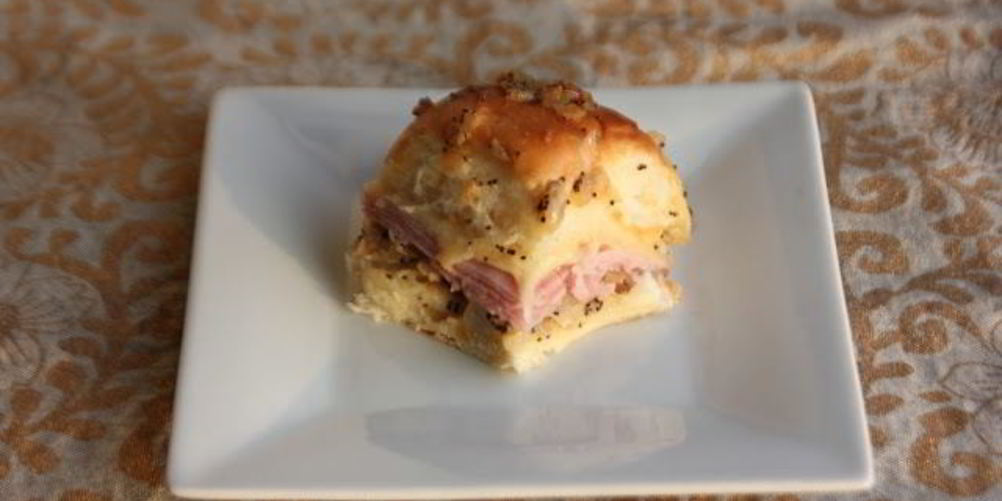 Рецепт горячих бутербродов на праздничный стол