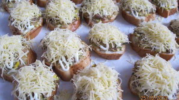 горячие бутерброды с сайрой