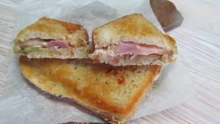 Горячие бутерброды в бутерброднице