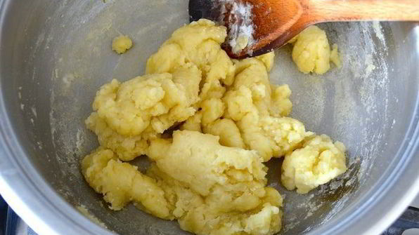 чебуреки на заварном тесте