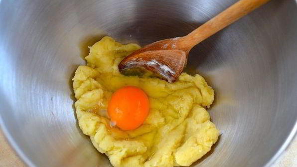 чебуреки на заварном тесте