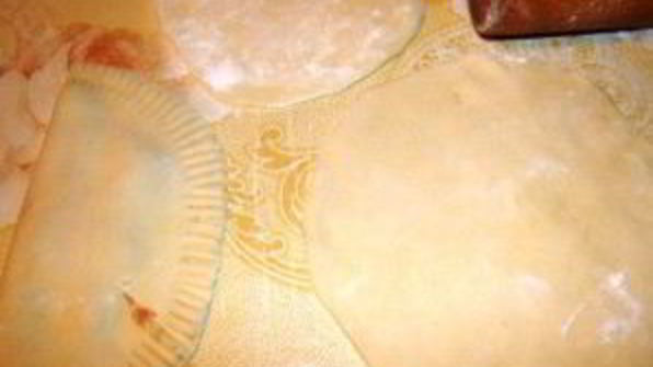 чебуреки с куриным фаршем