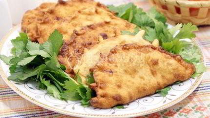 Чебуреки с мясом