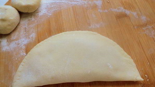 чебуреки с сюрпризом