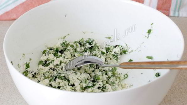 чебуреки с творогом и зеленью