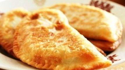 Чебуреки в воке