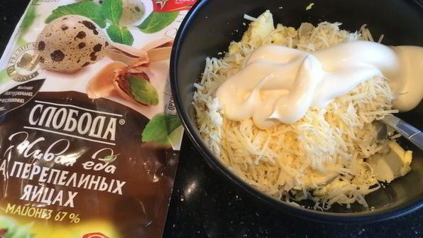 яйца, фаршированные икрой