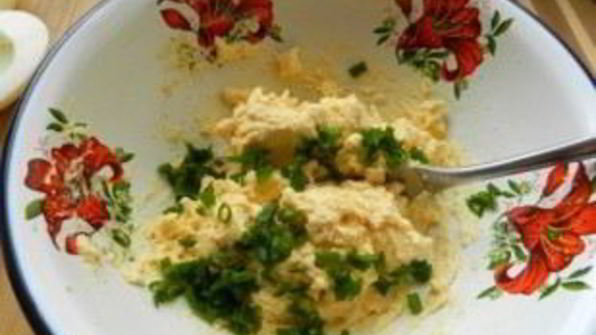 яйца, фаршированные красной рыбой