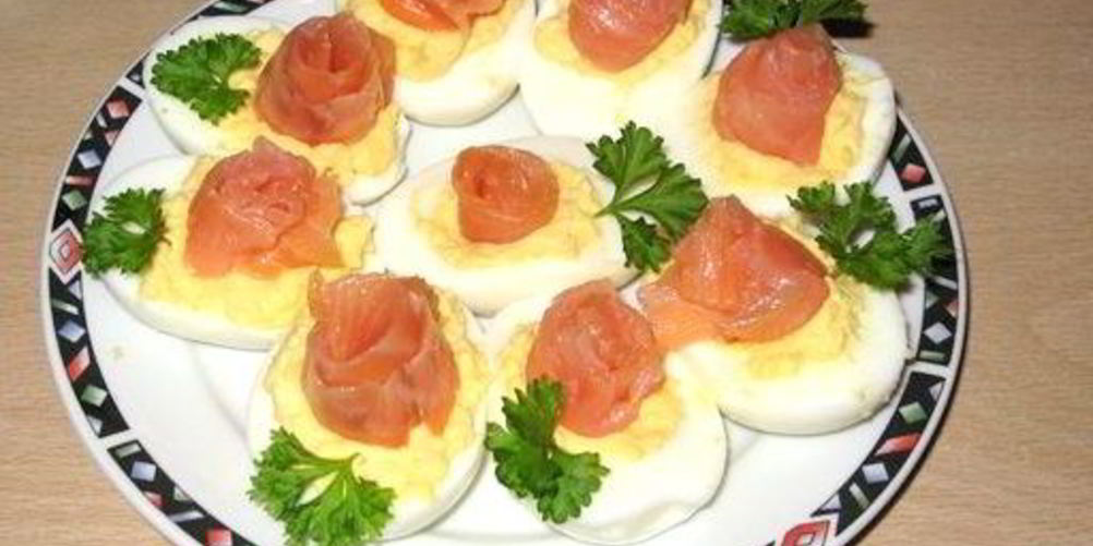 Рецепт яиц, фаршированных семгой