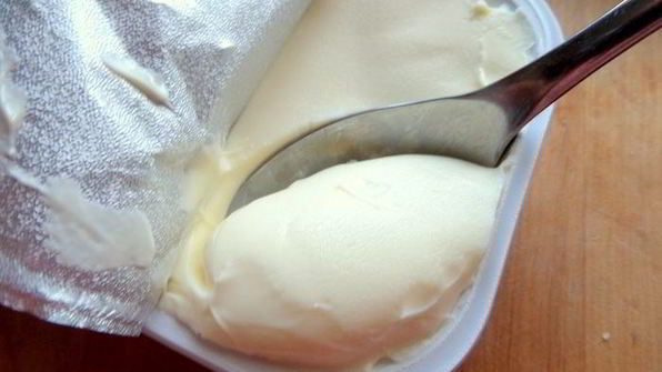 запеченные фаршированные яйца