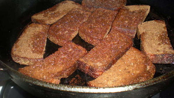 гренки с шпротами