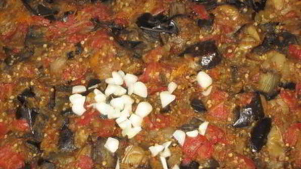 баклажанная и кабачковая икра в духовке