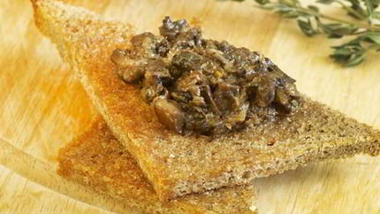 Грибная икра на тостах