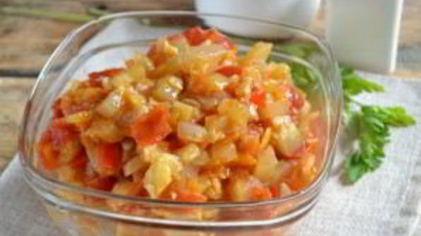 икра кабачковая с перцем и помидорами