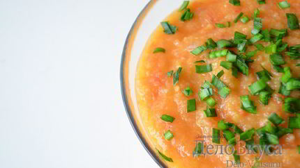 Кабачковая икра с помидорами