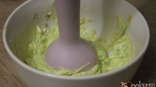 новогодние канапе на крекерах