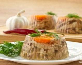 Холодец в формочках