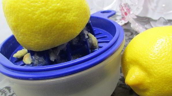 хумус биль тахина с авокадо