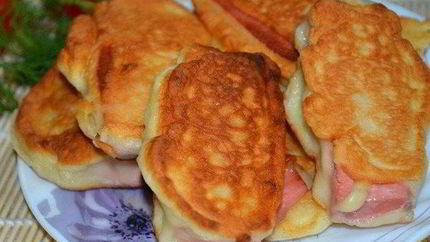 Колбаса в кляре к завтраку