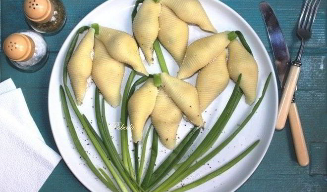 Конкильони — закуска из печени трески в ракушках