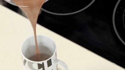 Омлет и горячий шоколад