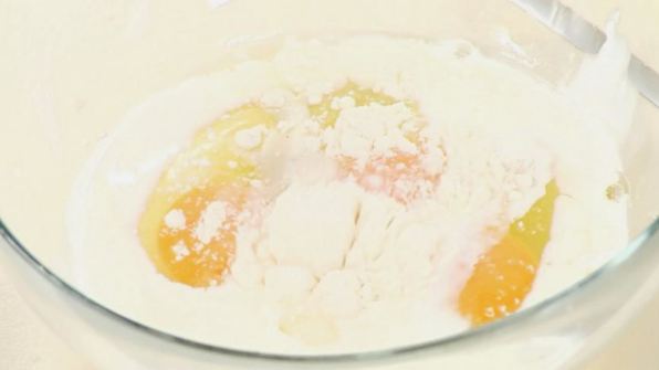 омлет и горячий шоколад