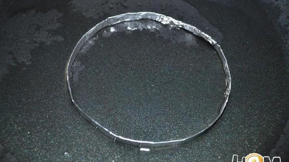 омлет из перепелиных яиц со шпинатом на лепешке